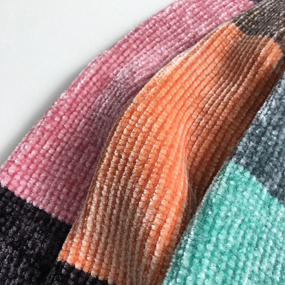 پلیور کراپ مخمل رنگین کمان - Image 5